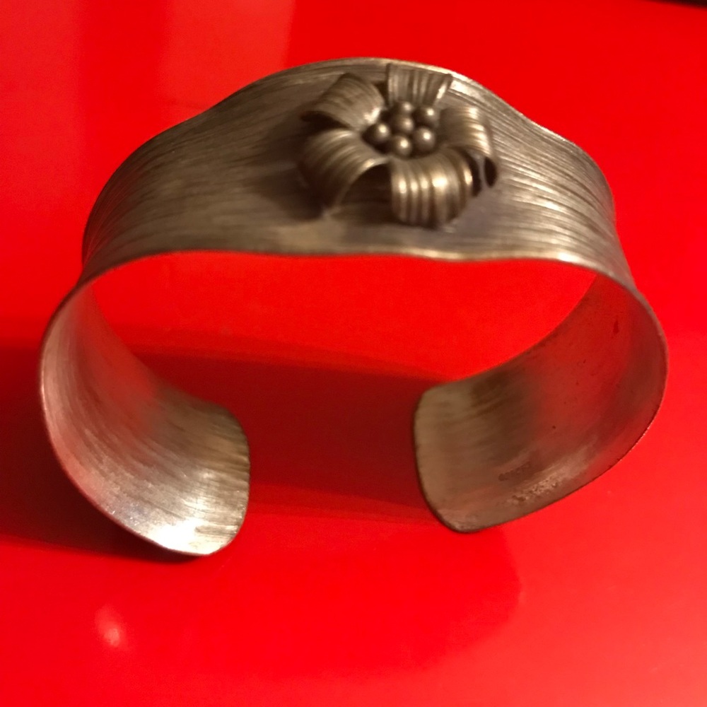 Antique Sterling Silver Floral Bracelet